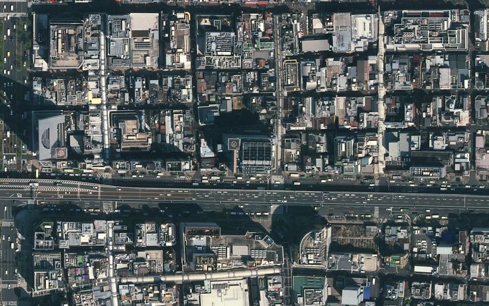 ラウンドワンスタジアム千日前店駐車場のイメージ写真